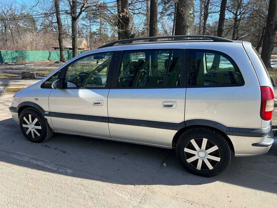 Опель зефира в хорошем мостоянии