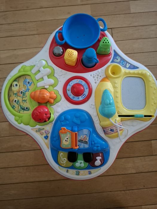 Mesa sensorial Chicco
