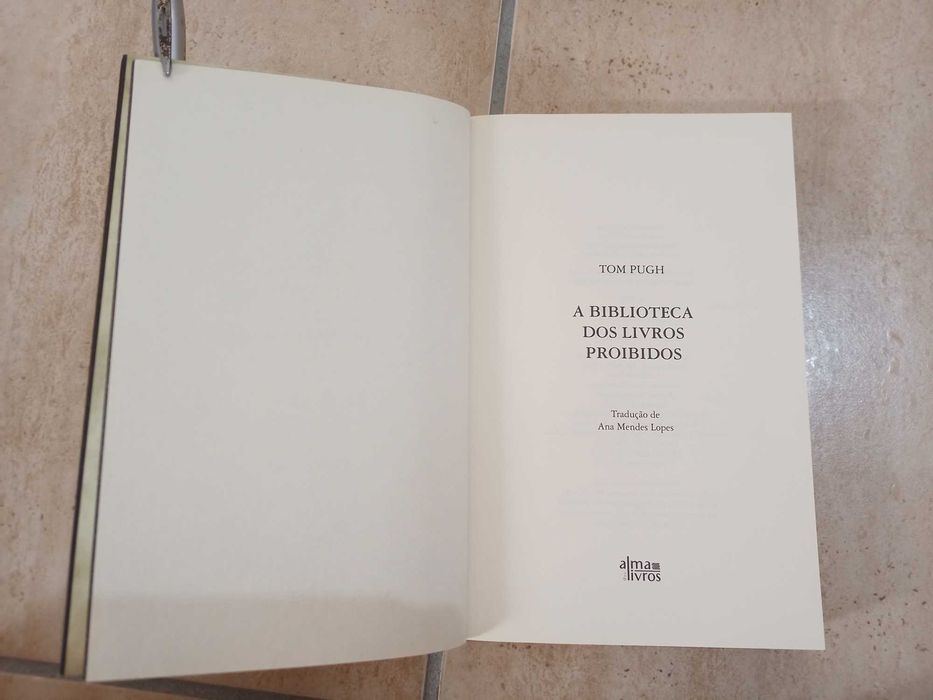 A Biblioteca dos Livros Proibidos, Tom Pugh