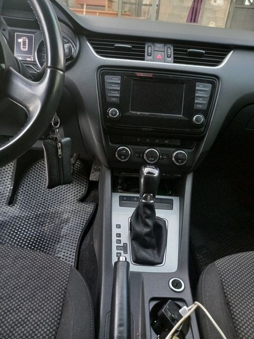 Продається шкода октавія