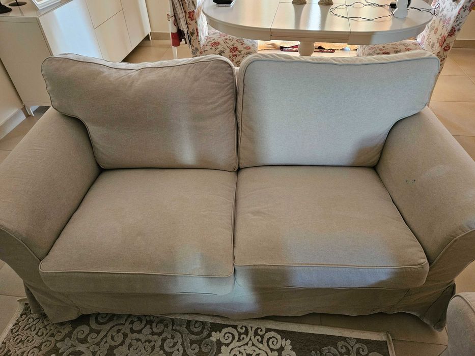 2 Sofás em excelente estado, 1 de 2 lugares e 1 de 3 lugares