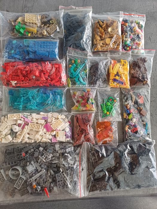 Lego - ogromna kolekcja  klocków.