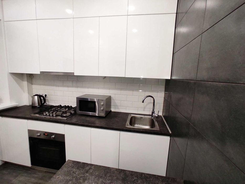 Теплый новострой посут/почас 1 к.кв м.Холодная гора,ЮЖД,Госпиталь