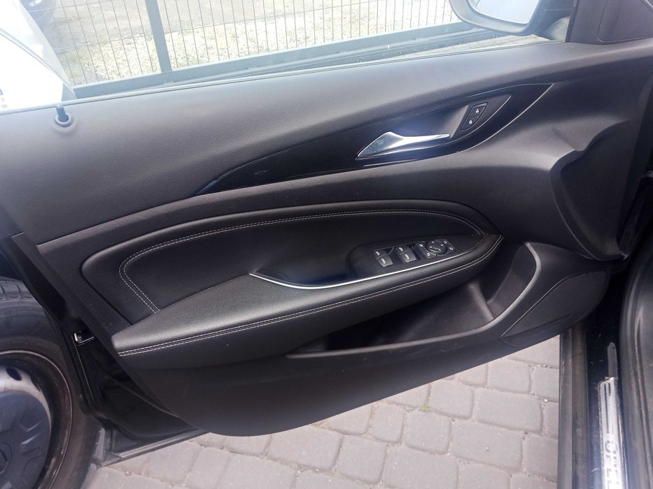 Fotele półskóra Opel Insignia B