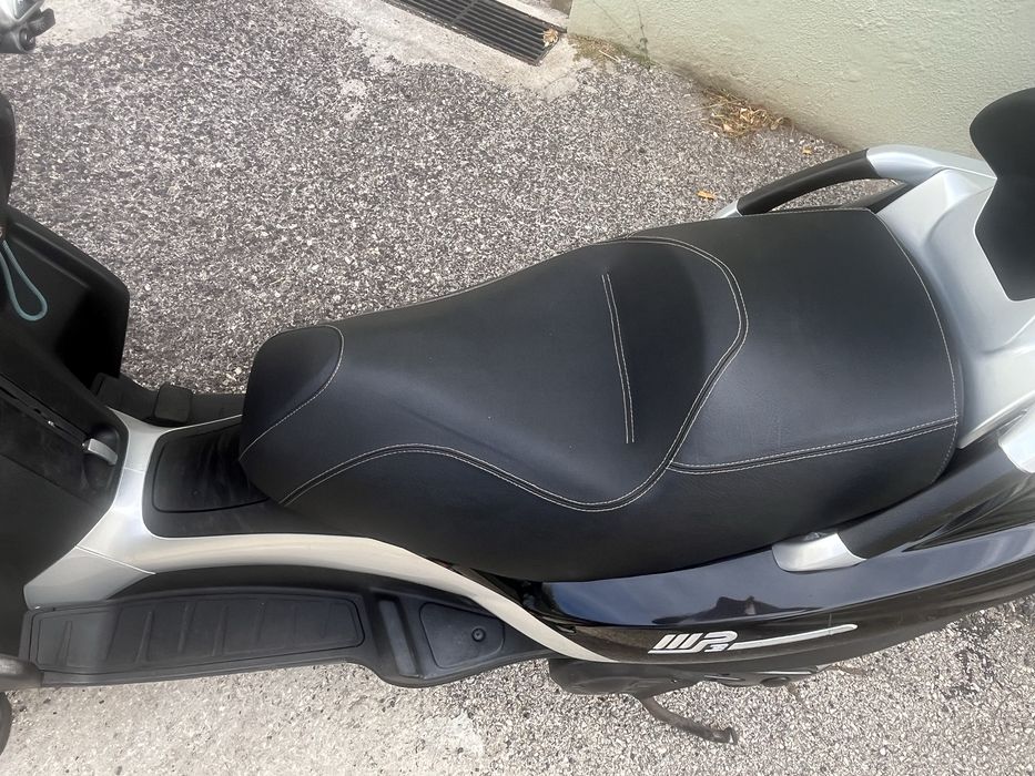 Vendo Piaggio MP3 400,