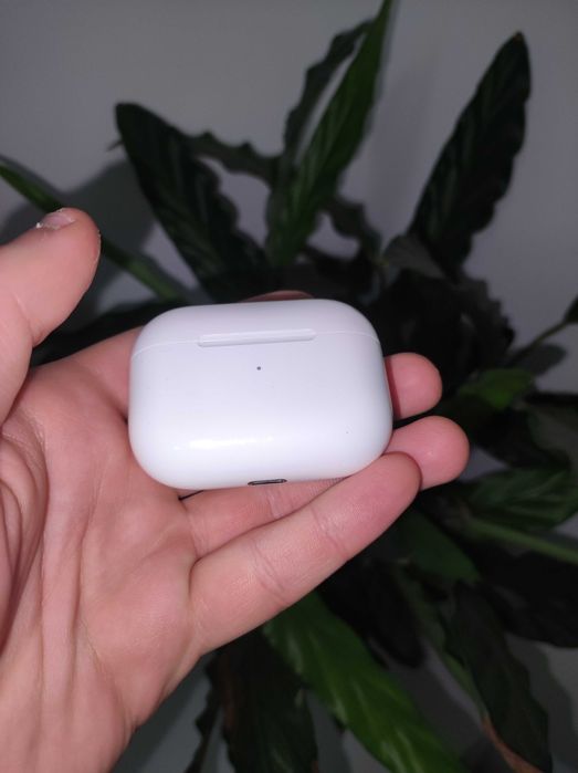 Etui ładujące AirPods Pro (A2190)