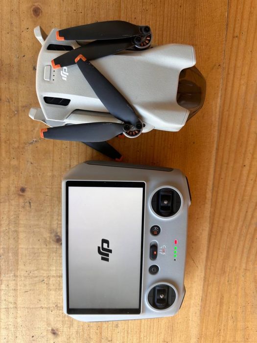 Квадрокоптер DJI mini 3 pro