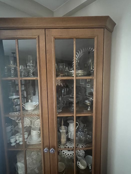 Witryna dąb serwantka