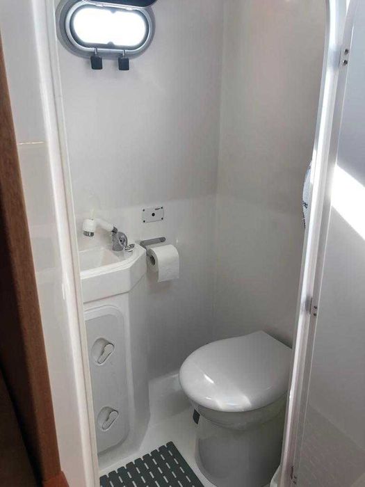 Jacht  motorowy Weekend 820  NOWY