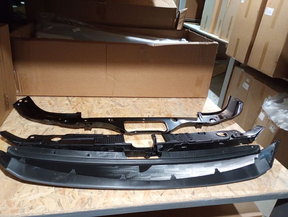 Продолжение капота Mazda CX 5 2018-2024 бумеранг накладка телевизора