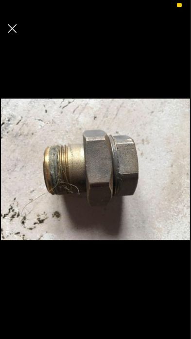 Śrubunek mosiężny stożkowy