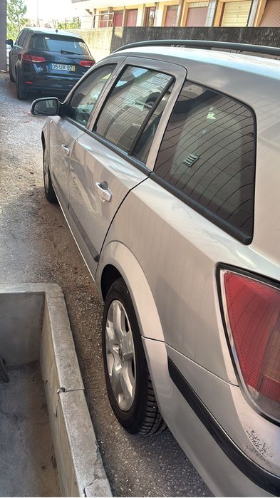 Vendo opel caravam 2006