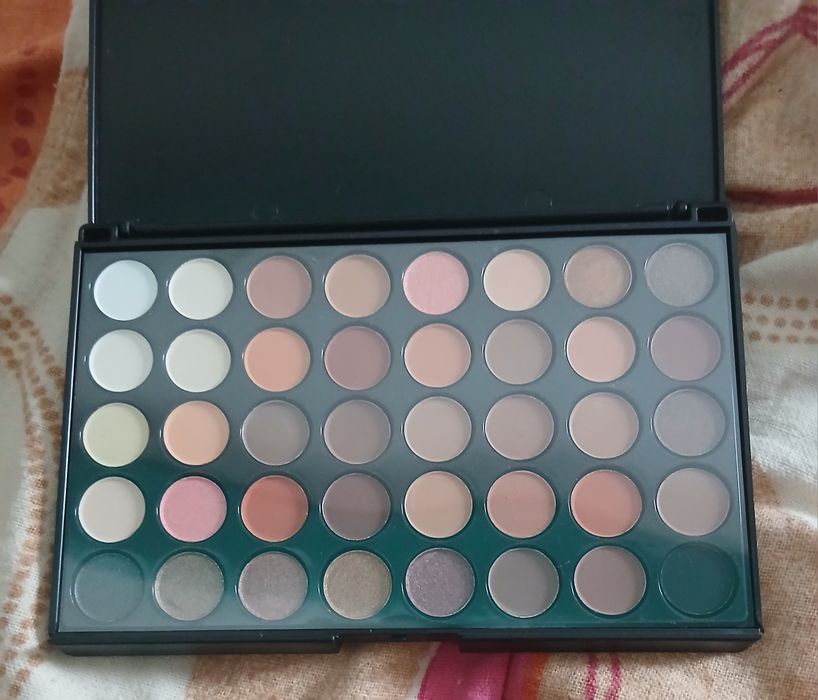 Paletka do makijażu