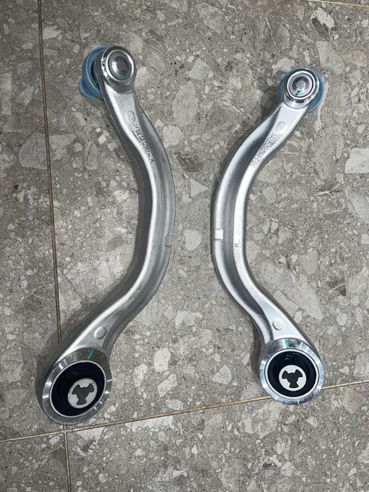 Ричаг передній нижній (БАНАН) на TESLA Model 3, Model Y | ОРИГІНАЛ