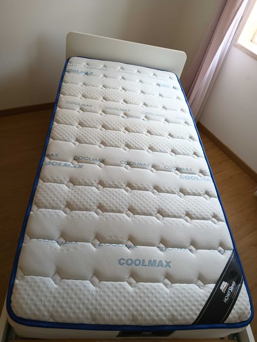 Cama ikeia com colchão