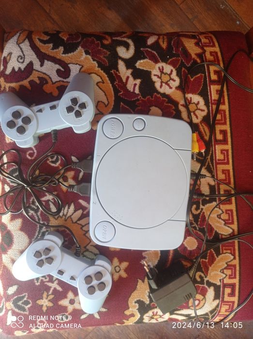 Игровая консоль (8 бит). НОВАЯ