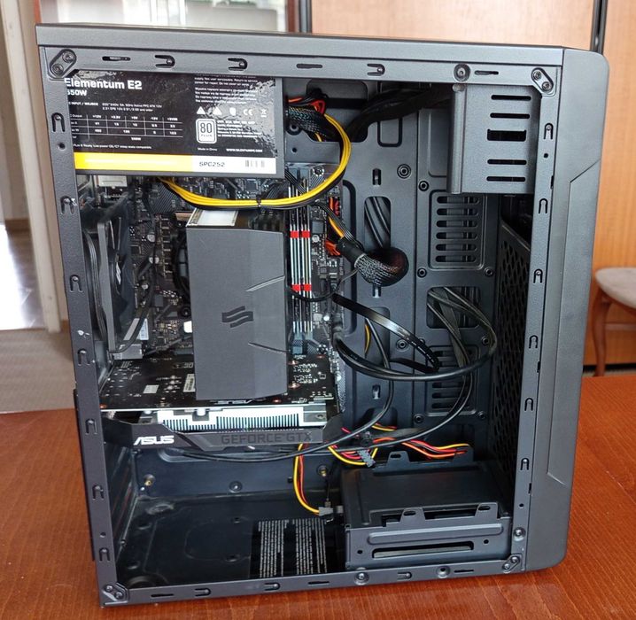 Komputer do gier Windows 11 / GTX1650 / 8 GB RAM / 512GB SSD