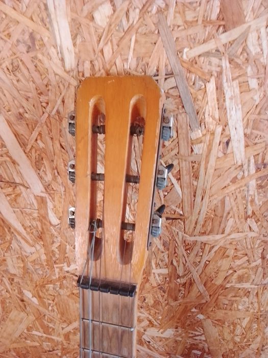 Gitara czarna już sprzedana