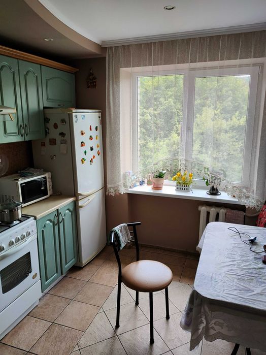 Оренда ізольованої кімнати вул Мазепи - Миколайчука