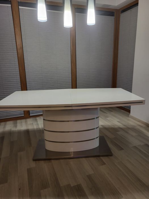 Stół rozkładany nowoczesny