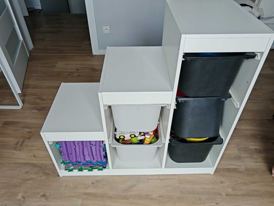 Regał kubełkowy Ikea