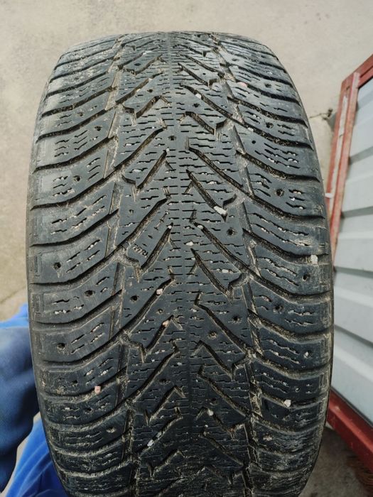 Продам шини 245/45/R18