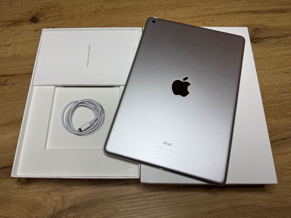 Apple iPad 9gen 64GB - Srebrny - bdb - FV marża