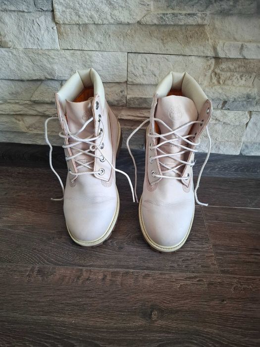 Sprzedam oryginalne buty Timberland.