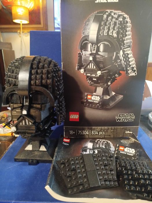 Cinco co juntos de legos