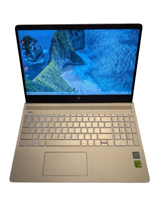 HP Pavilion 15 i7 8GB RAM