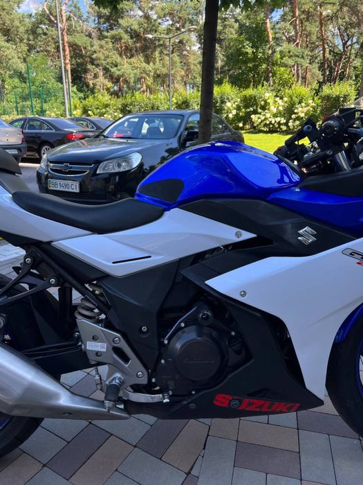 Suzuki GSX 250R мотоцикл для новачків , надійний японській мотоцикл