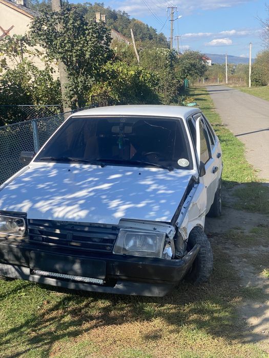 Продам ваз 21099