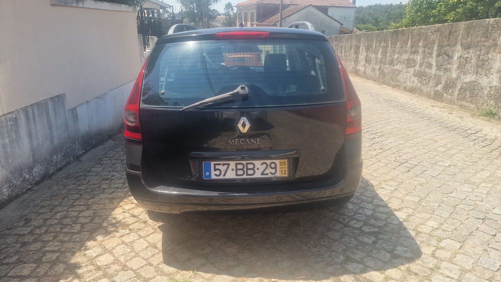 Renault Megane II 106cv 6 Velocidades, teto abrir jantes 17