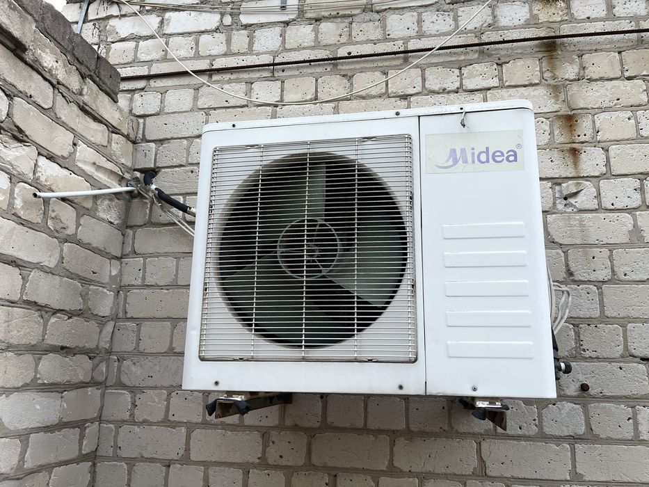 Кондиционер Midea 30