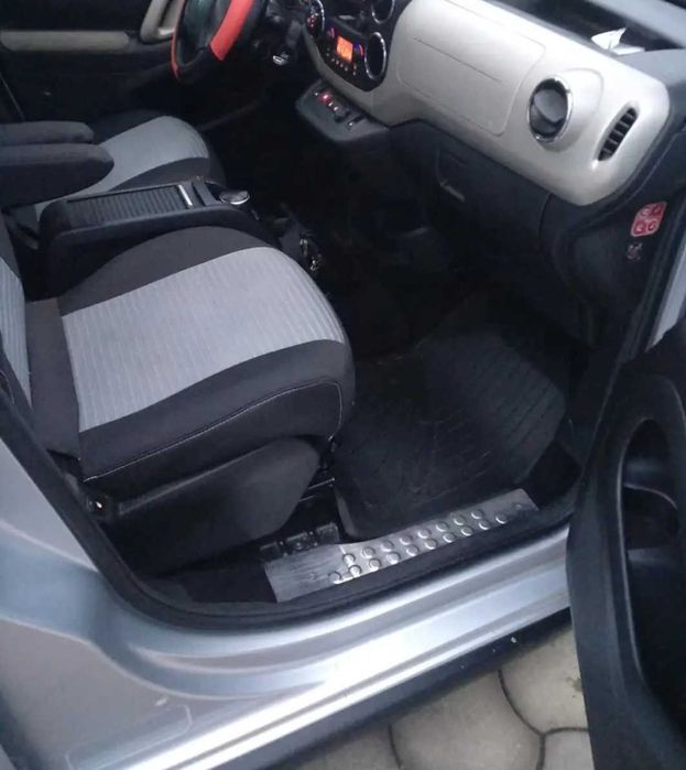 Сітроен берлінго Citroen Berlingo xtr 2014