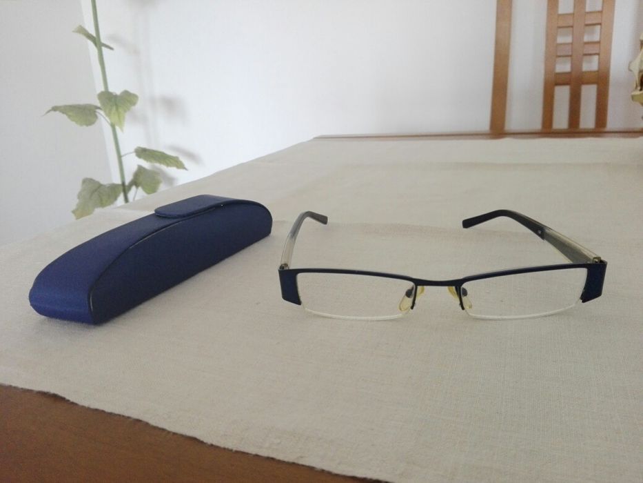 Óculos com graduação +3.50/perto