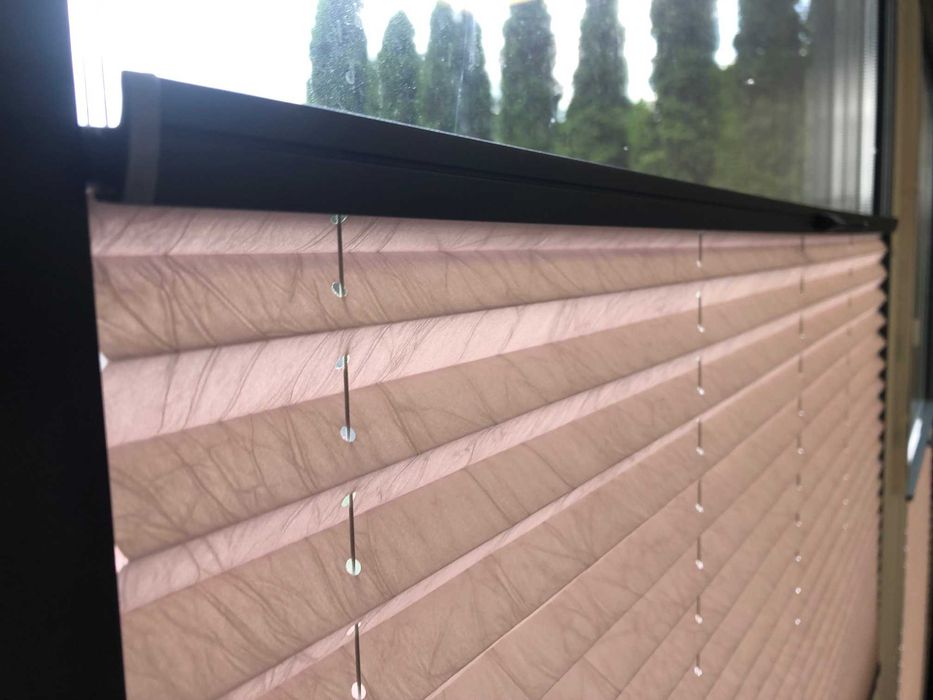 PLISY OKIENNE Moskitiery okienne Moskitiery Plisowane