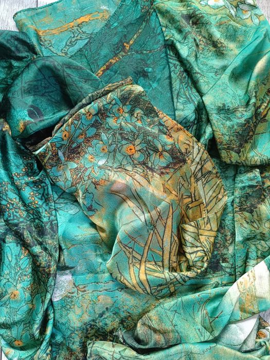 Piękne szmaragdowe kimono orientalne Bali boho etno silk