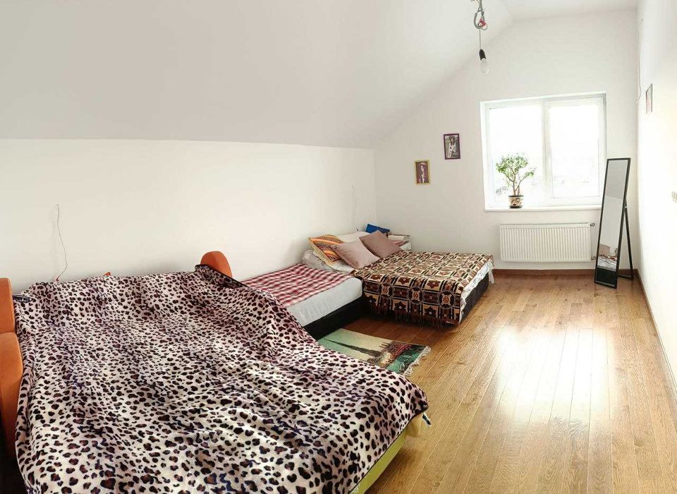 Продам дом в пос.Обуховка напротив леса