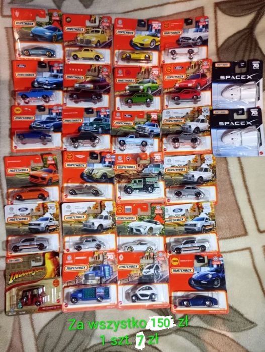 Kolekcja samochodzików Hot Wheels i Matchbox 153 sztuki