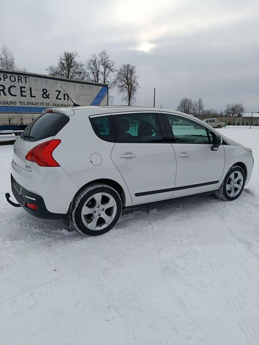 Продам Пежо 3008