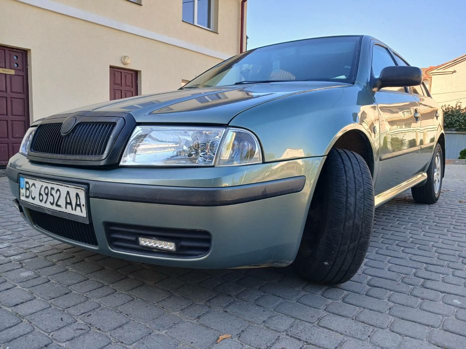 Skoda Octavia Tour 2.0i 2003