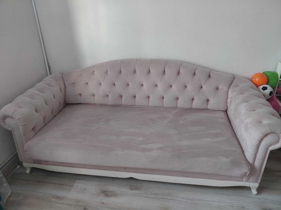 Sofa chesterfield
