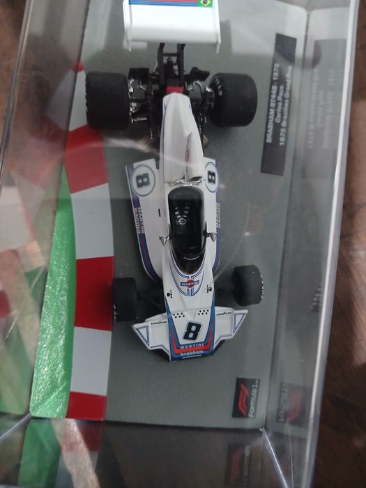 Colecção de miniaturas de carros de F1