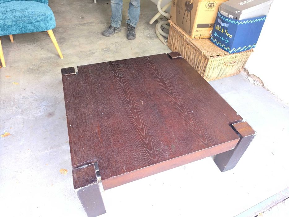 Mesa de sala  e aparador
