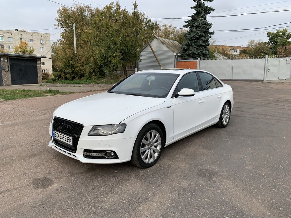 Audi A4 B8 QUATTRO 2011 року