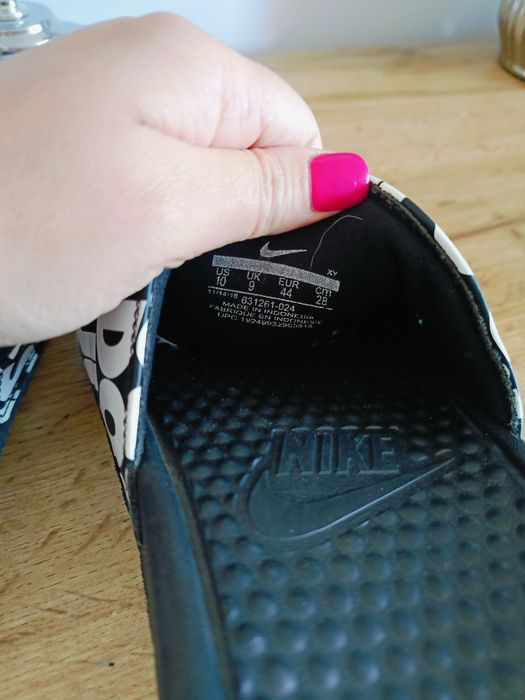 Klapki Nike benassi 44 logo