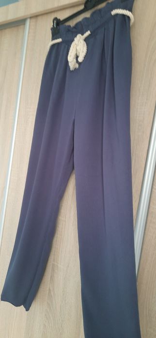Letnie spodnie damskie rozm 40