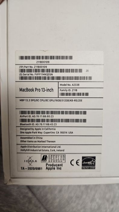 MacBook Pro 13” M1 (2020) | 16GB RAM | 512GB SSD | klawiatura ENG/RUS