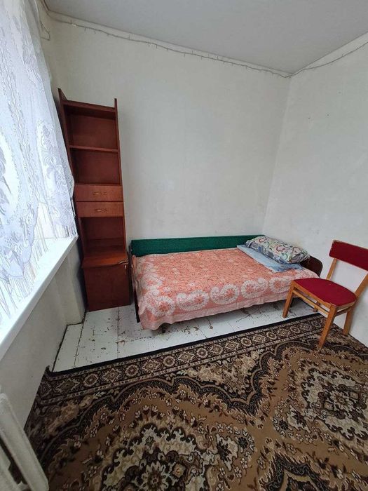 Продам 2 кімн. МАЛОСІМЕЙКУ на Молодіжному. 7500